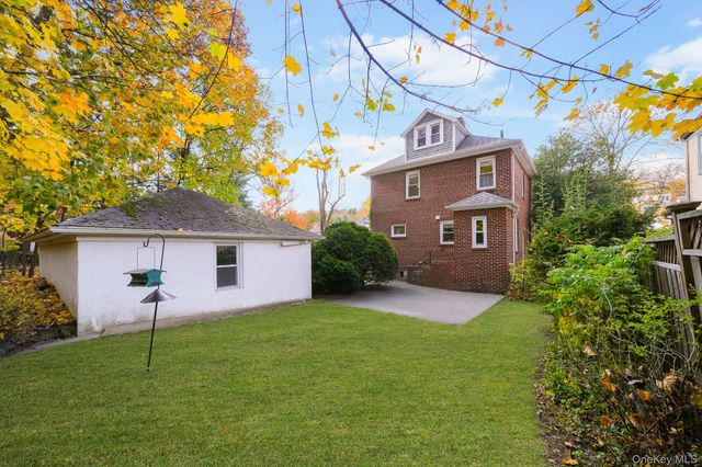 90 Rosedale Avenue, Hastings-on-hudson, NY 10706