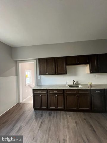 41 CHESTNUT ST, Woodbury, NJ 08096