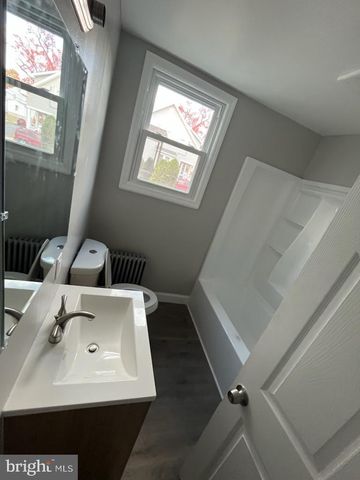 41 CHESTNUT ST, Woodbury, NJ 08096