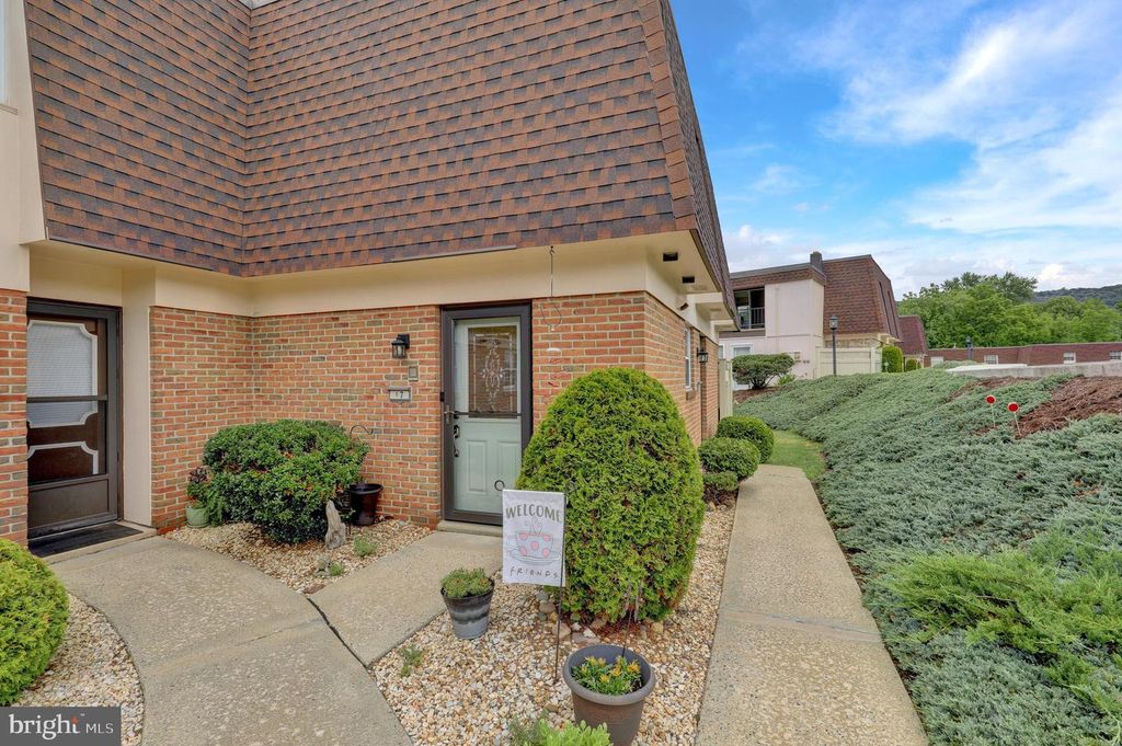 7-B ALPINE CT, Reading, PA 19606