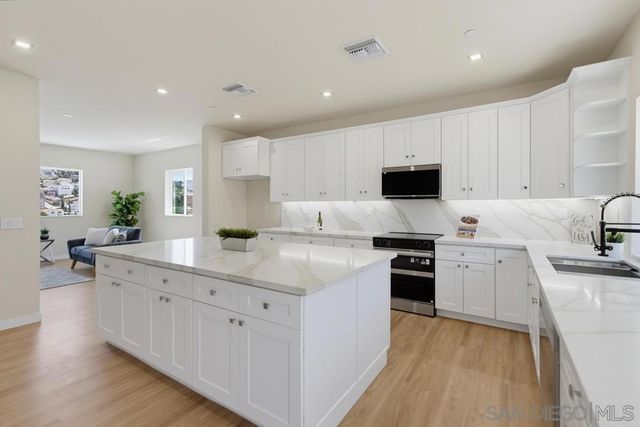 1302 La Presa Ave., Spring Valley, CA 91977