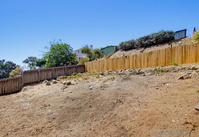 1302 La Presa Ave., Spring Valley, CA 91977