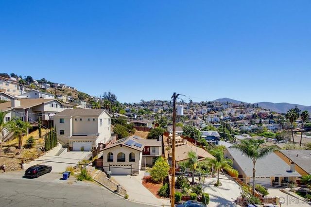 1302 La Presa Ave., Spring Valley, CA 91977