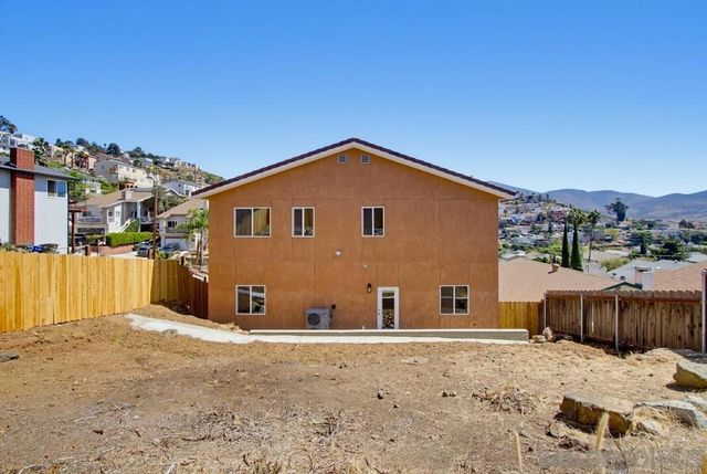 1302 La Presa Ave., Spring Valley, CA 91977