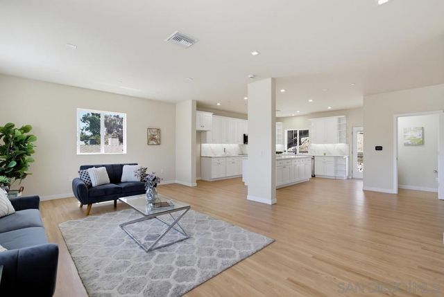 1302 La Presa Ave., Spring Valley, CA 91977