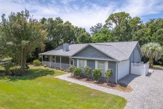 2833 Via Roma Ct, Gulf Breeze, FL 32563