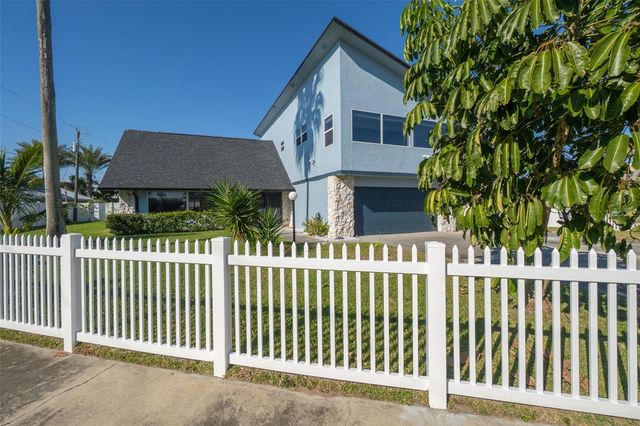 397 HARBOR DRIVE, Cape Canaveral, FL 32920