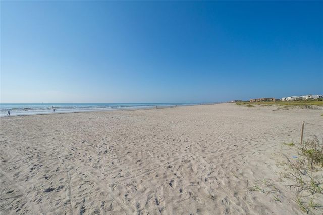 397 HARBOR DRIVE, Cape Canaveral, FL 32920