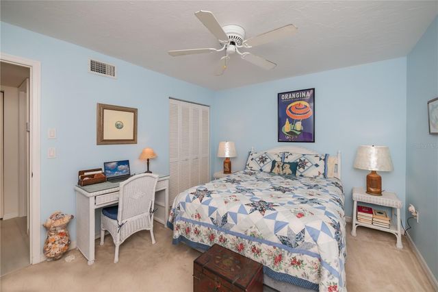 1041 CAPRI ISLES BOULEVARD 104, Venice, FL 34292