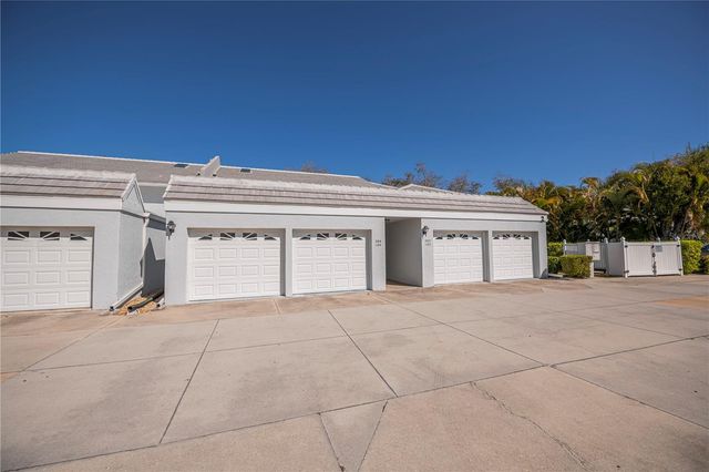 1041 CAPRI ISLES BOULEVARD 104, Venice, FL 34292