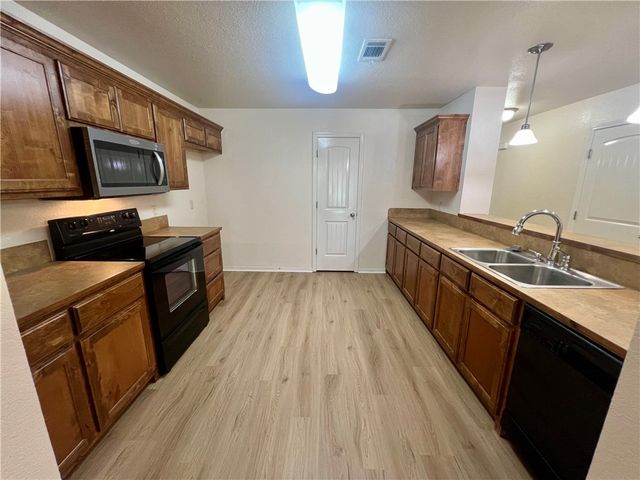 3105 SW Hillstone Avenue, Bentonville, AR 72713