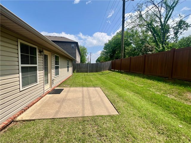 3105 SW Hillstone Avenue, Bentonville, AR 72713