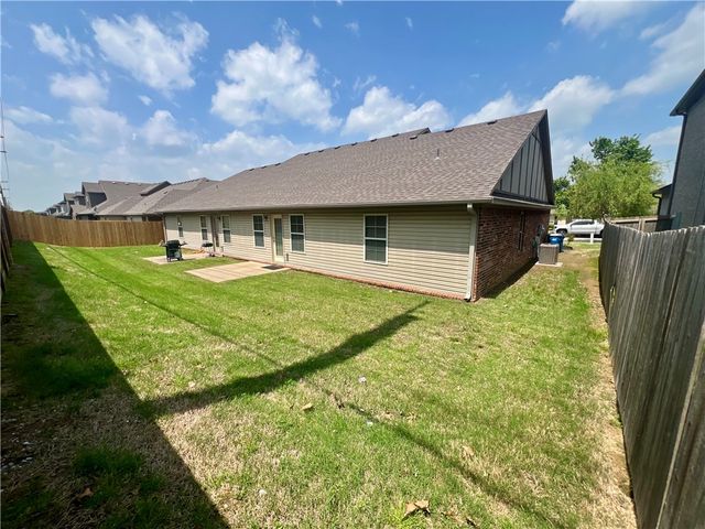 3105 SW Hillstone Avenue, Bentonville, AR 72713