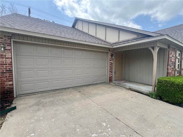 3105 SW Hillstone Avenue, Bentonville, AR 72713