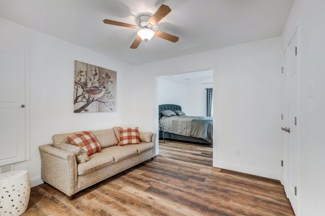 1111 Brazos Drive, Mineral Wells, TX 76067