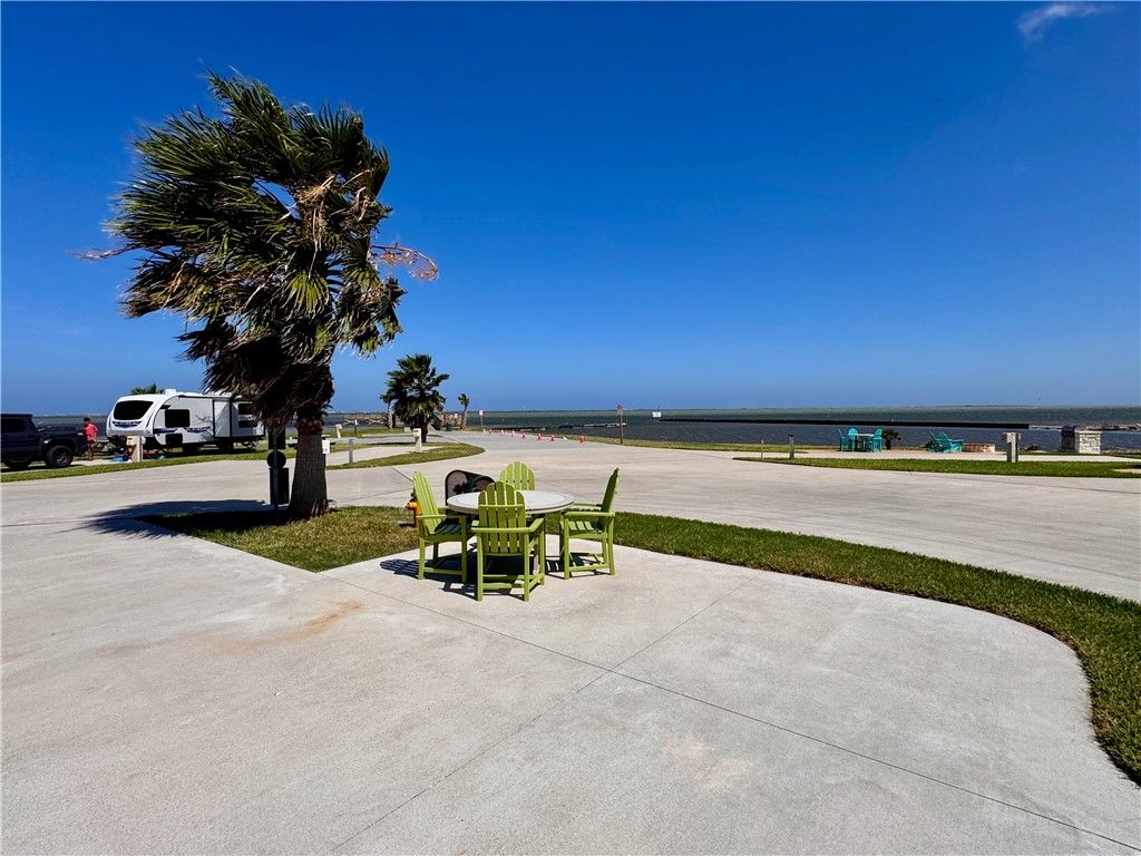 101 Caribbean Dr 66, Corpus Christi, TX 78418 — photo 2
