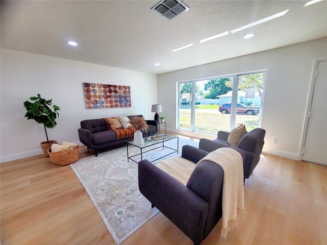 835 ANCHORAGE LANE, Palm Harbor, FL 34685