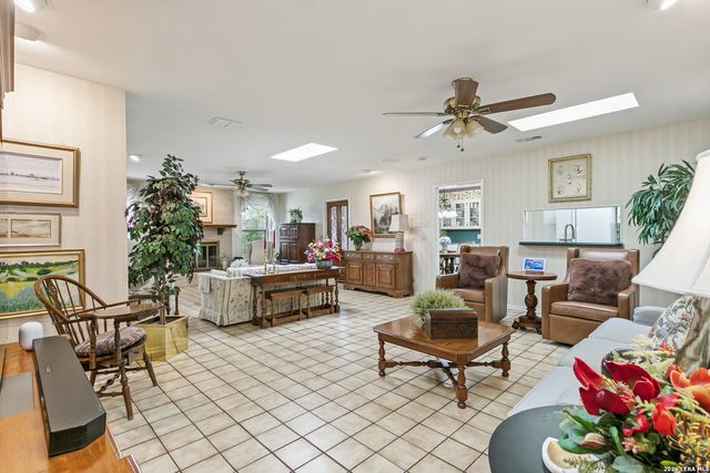 3014 Manila, San Antonio, TX 78217