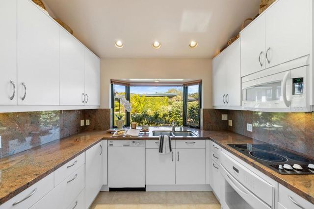 94 Del Mesa Carmel, Carmel, CA 93923