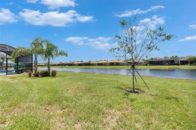 4915 SIENNA ISLES AVENUE, Wimauma, FL 33598
