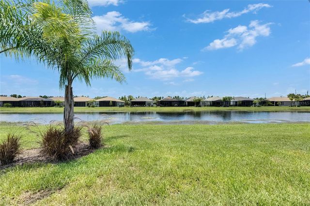 4915 SIENNA ISLES AVENUE, Wimauma, FL 33598