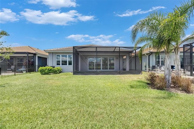 4915 SIENNA ISLES AVENUE, Wimauma, FL 33598