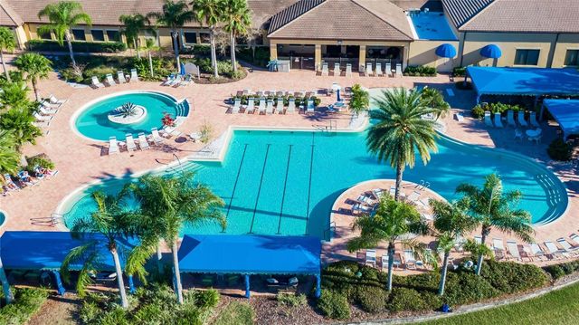 4915 SIENNA ISLES AVENUE, Wimauma, FL 33598