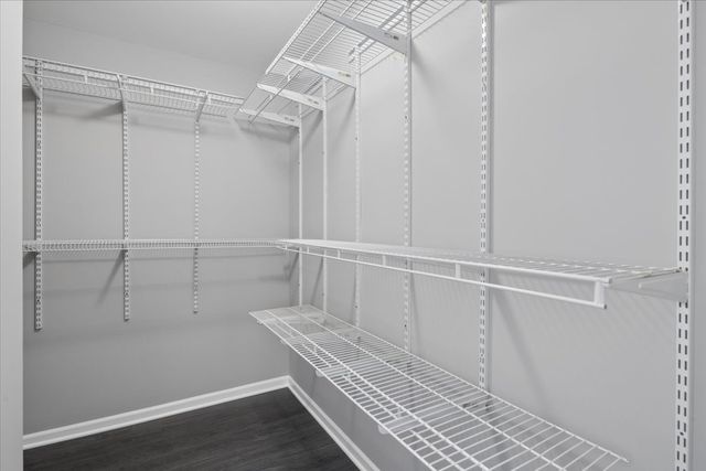 225 Thornapple Court 225, Buffalo Grove, IL 60089