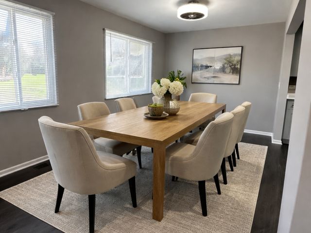 225 Thornapple Court 225, Buffalo Grove, IL 60089