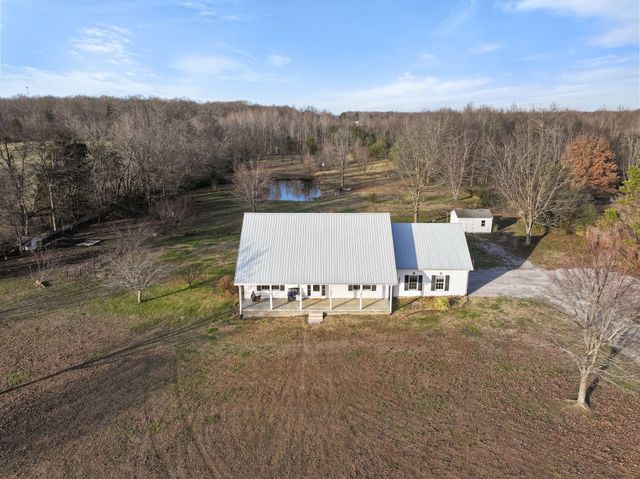 954 Newt Vanattia Rd, Hillsboro, TN 37342