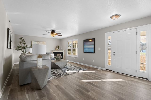 954 Newt Vanattia Rd, Hillsboro, TN 37342