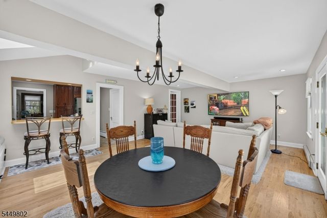 21 Crossbrook Rd, Livingston Twp., NJ 07039