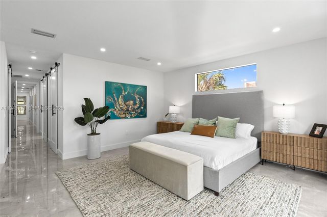 325 SW 16th St B, Fort Lauderdale, FL 33315