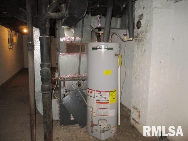 1513 E LONDON Avenue, Peoria, IL 61603