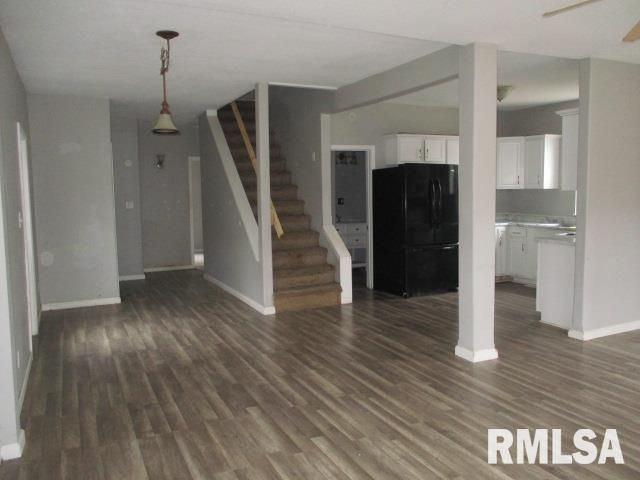 1513 E LONDON Avenue, Peoria, IL 61603