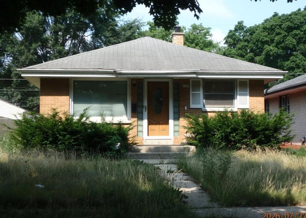 4685 N 71st STREET, Milwaukee, WI 53218