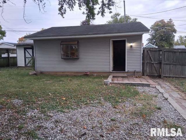 1344 W 37TH Street, Davenport, IA 52806