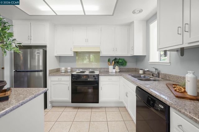 1117 Golden Rain Rd 1, Walnut Creek, CA 94595
