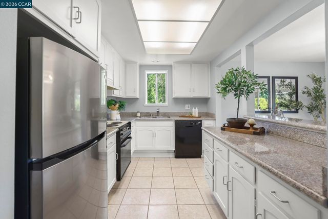1117 Golden Rain Rd 1, Walnut Creek, CA 94595