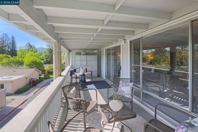 1117 Golden Rain Rd 1, Walnut Creek, CA 94595