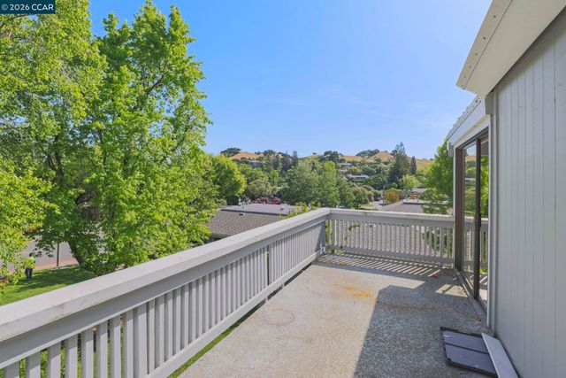 1117 Golden Rain Rd 1, Walnut Creek, CA 94595
