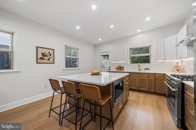 209 HARRY ST, Conshohocken, PA 19428