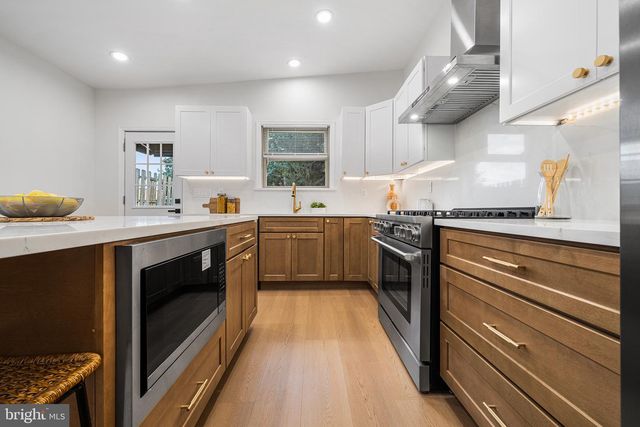 209 HARRY ST, Conshohocken, PA 19428