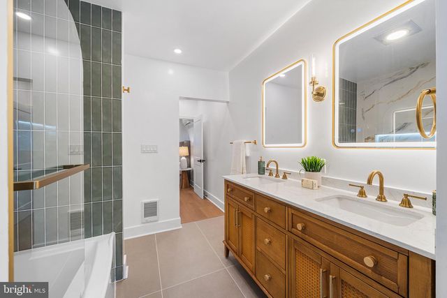 209 HARRY ST, Conshohocken, PA 19428