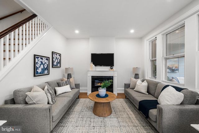 209 HARRY ST, Conshohocken, PA 19428