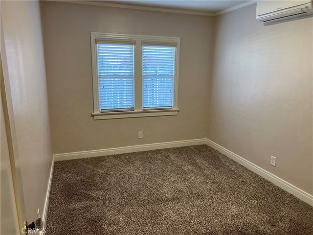 136 Poinsettia Avenue, Monrovia, CA 91016