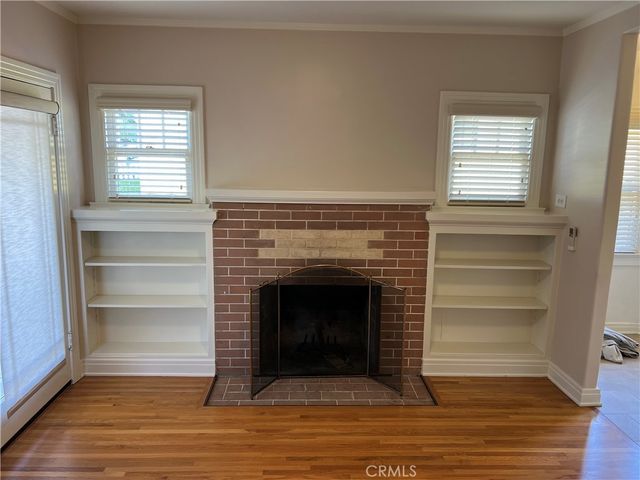 136 Poinsettia Avenue, Monrovia, CA 91016