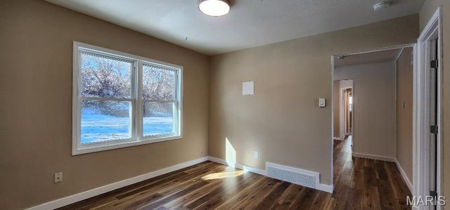 8419 Falmouth Drive, St Louis, MO 63121