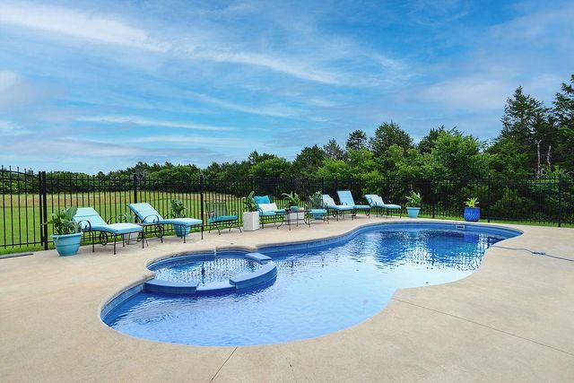 5722 E 122nd Street, Perkins, OK 74059