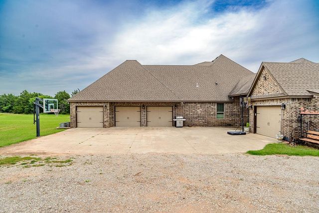 5722 E 122nd Street, Perkins, OK 74059